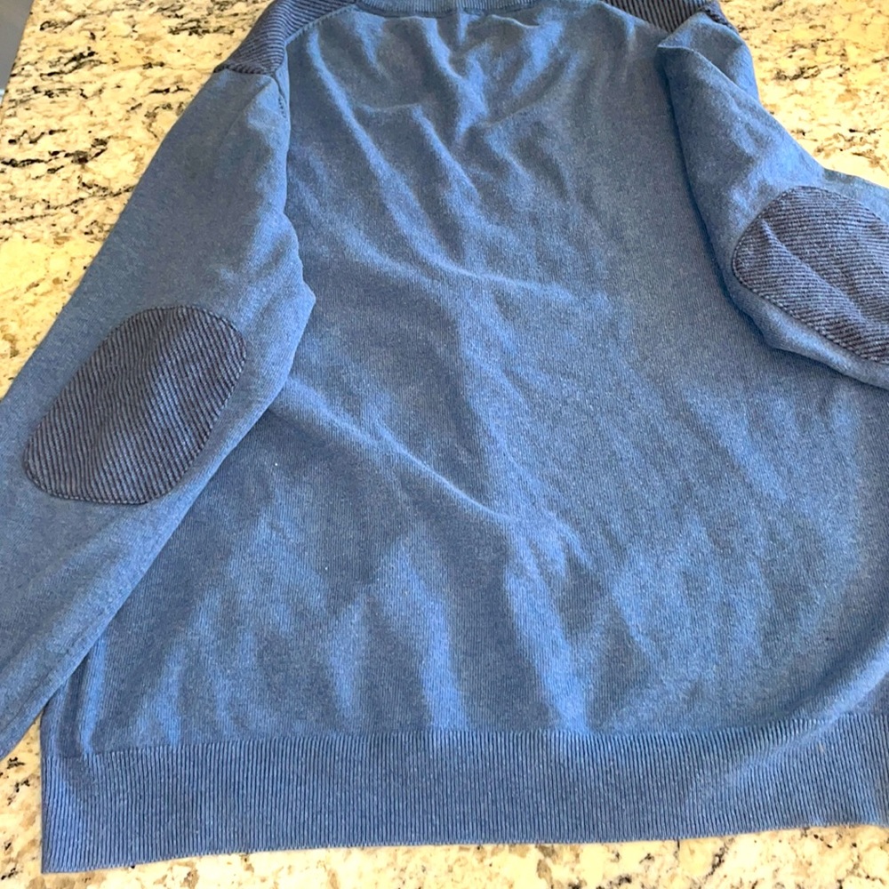 V Neck Sweater - Picture 3 of 6